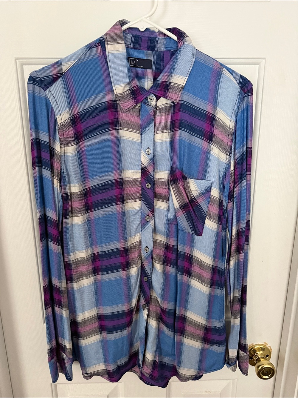 GAP Women’s Blue Purple White Plaid Button-Up Shirt Size S NWT